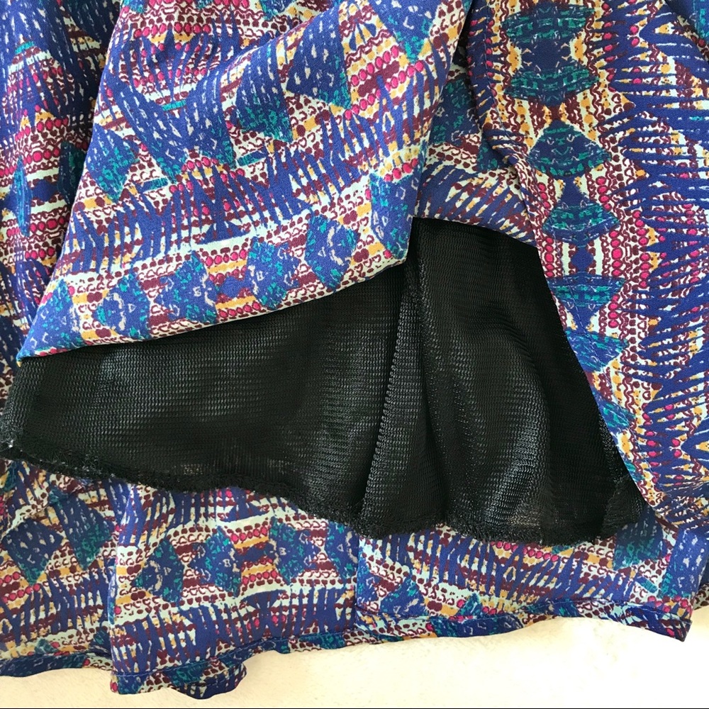 Lush Abstract Print Blouson Skater Dress 🖤 - Picture 5 of 7